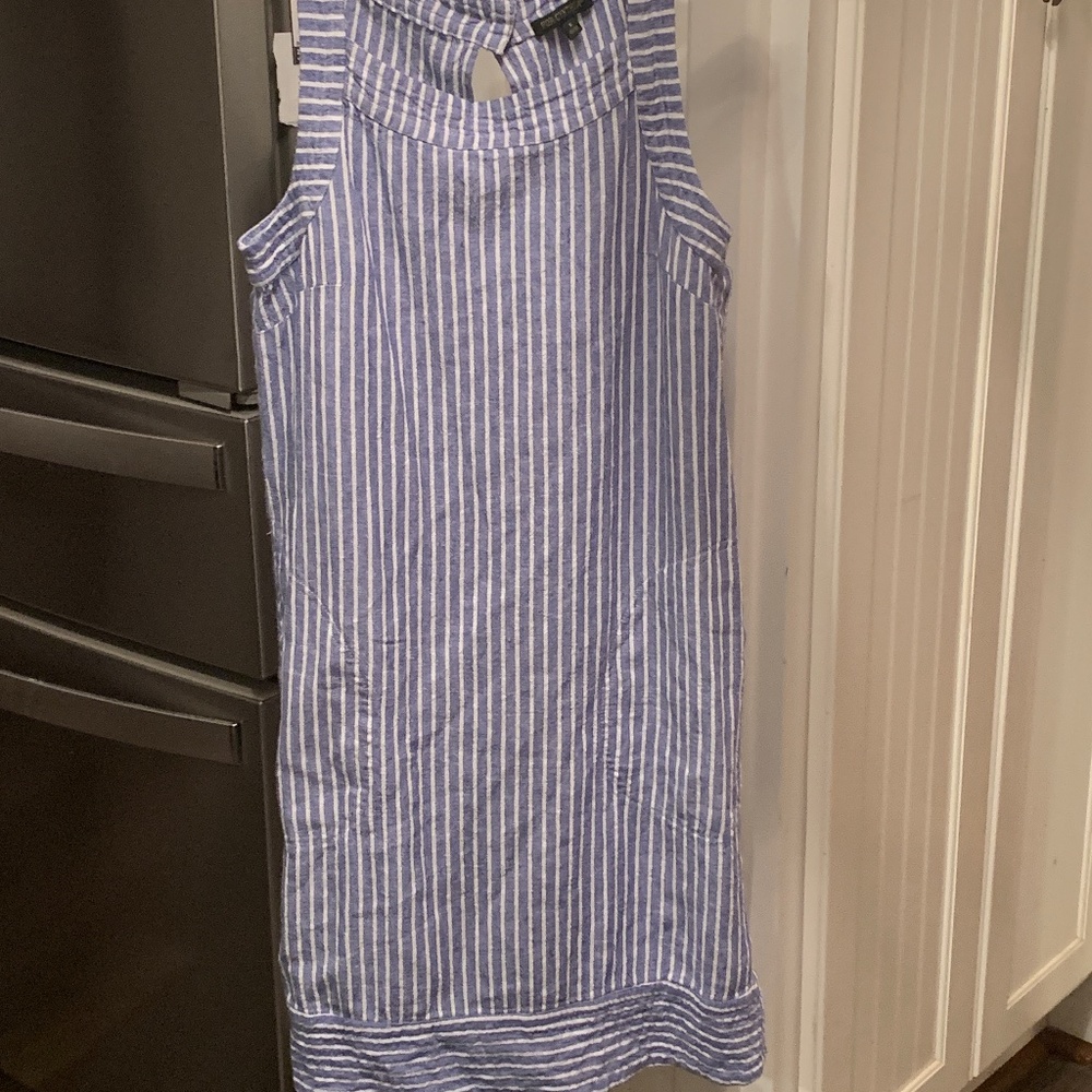For Cynthia heavy linen blend sleeveless dress. Worn 1x. Retail 128‎